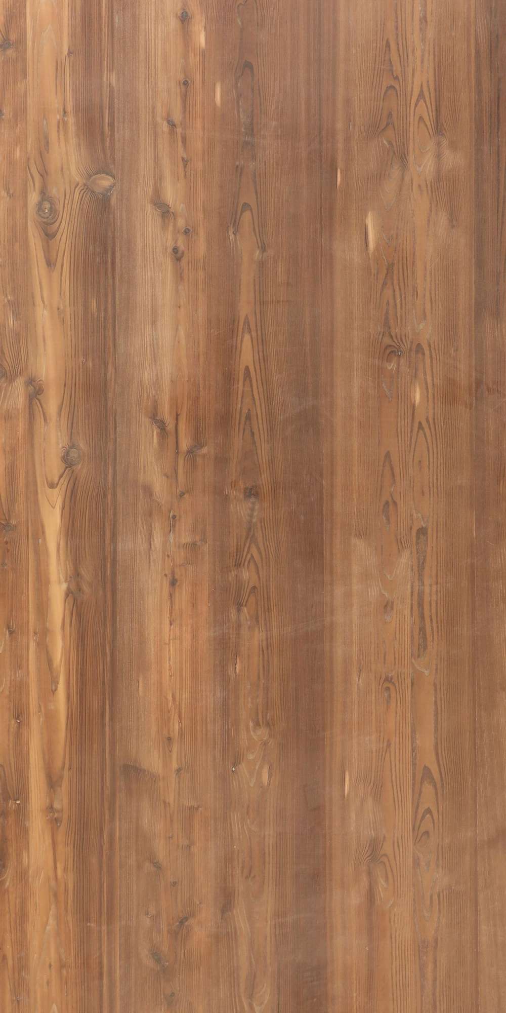 Elite - Retro Larch Veneer