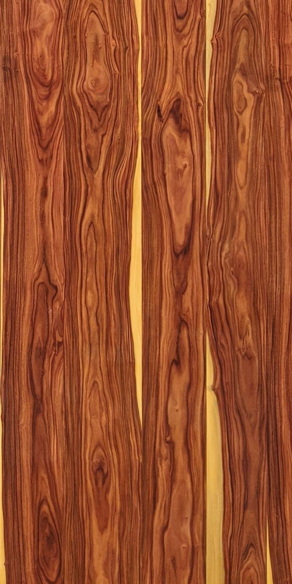 Elite - Santos Rosewood Veneer