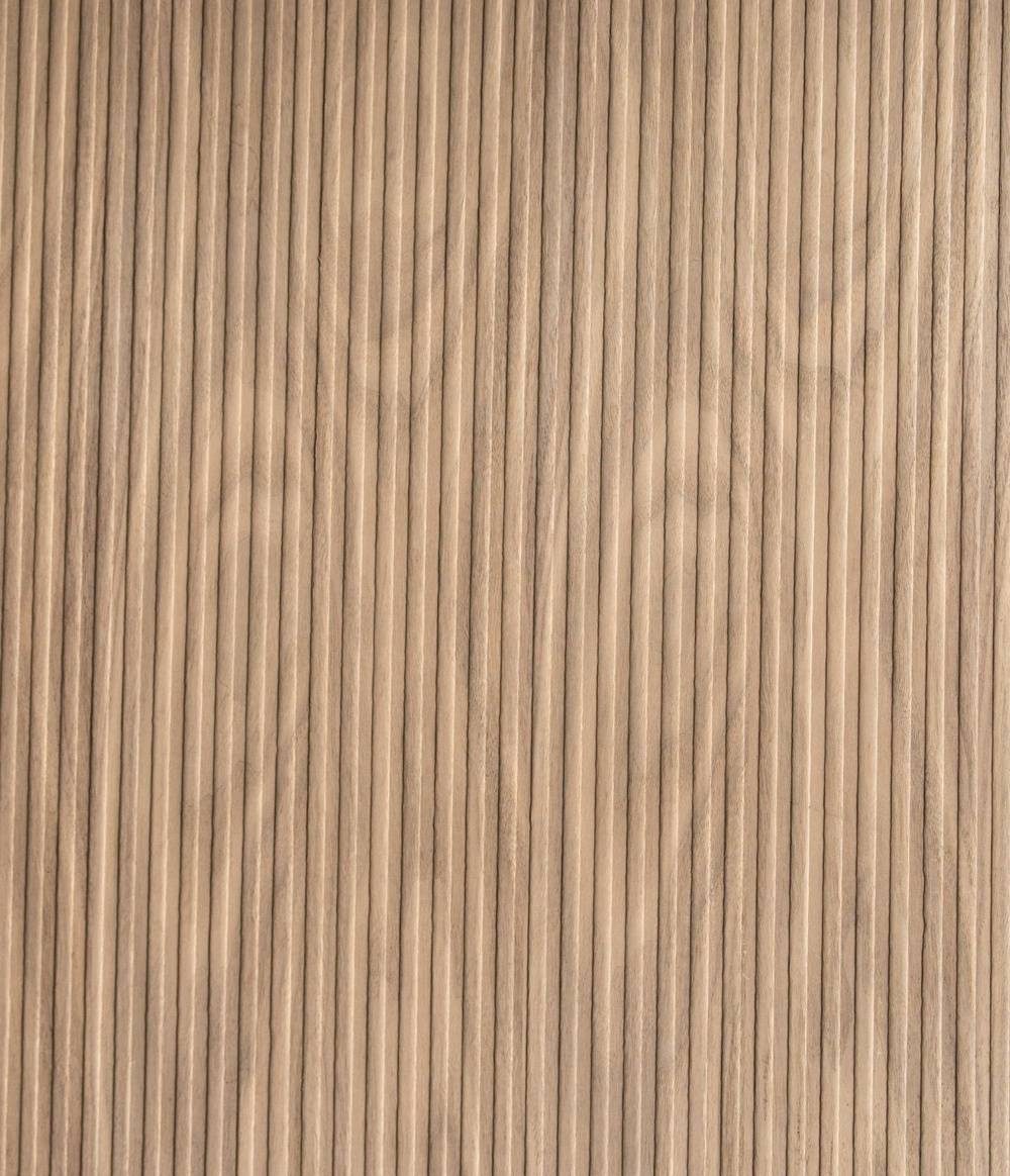 American Walnut Crown Veneer